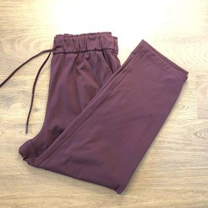 Lululemon Stretch High Rise Crop 23" size 8